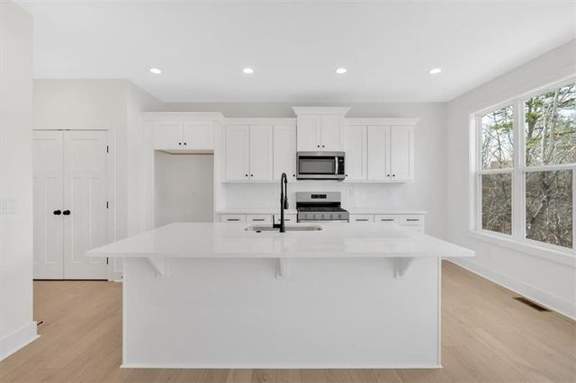12 Altar Rock Court, Cartersville, GA 30121