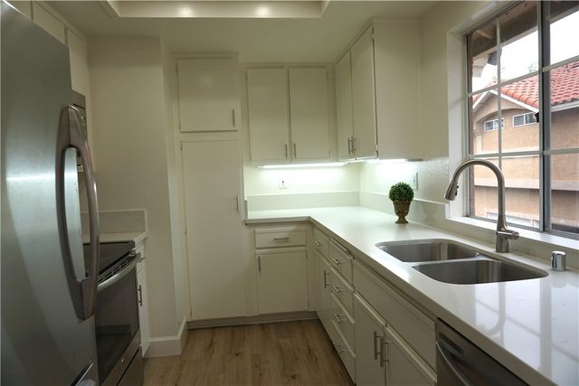 4 Via Compania, Rancho Santa Margarita, CA 92688