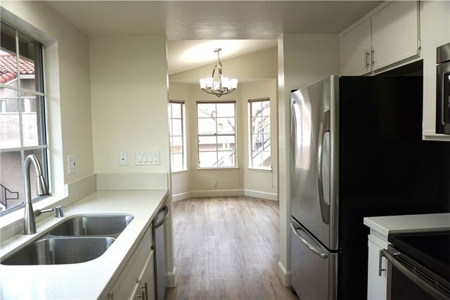 4 Via Compania, Rancho Santa Margarita, CA 92688