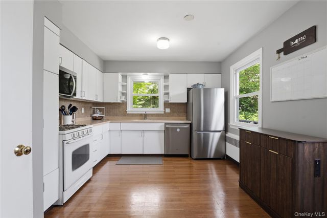 11 Forest Drive, Suffern, NY 10901