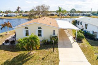 8125 Meadowlark Lane, Port St. Lucie, FL 34952