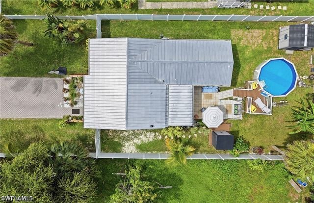 1447 Shadowlawn DR, Naples, FL 34104