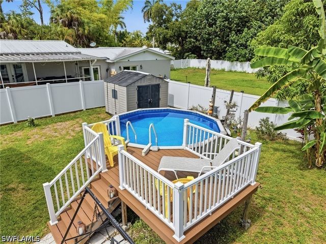 1447 Shadowlawn DR, Naples, FL 34104