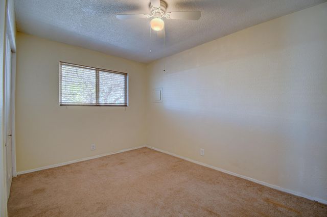 2813 Desert Garden Lane SW, Albuquerque, NM 87105