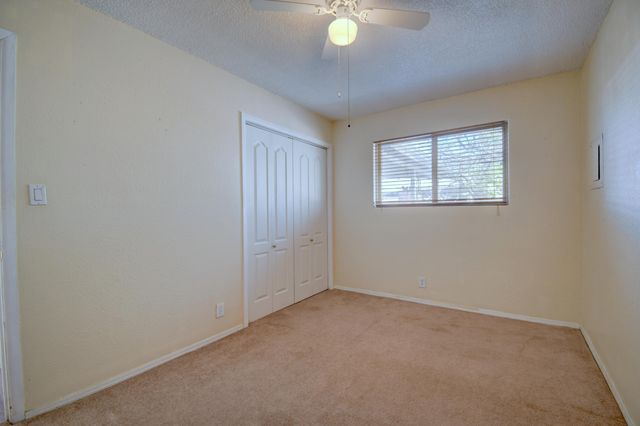 2813 Desert Garden Lane SW, Albuquerque, NM 87105