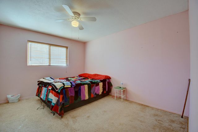 2813 Desert Garden Lane SW, Albuquerque, NM 87105