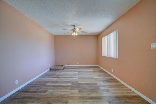 2813 Desert Garden Lane SW, Albuquerque, NM 87105