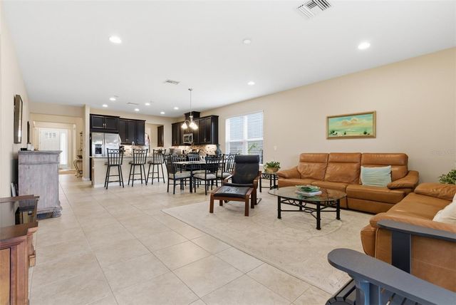 5617 MAIDENSTONE WAY, Palmetto, FL 34221