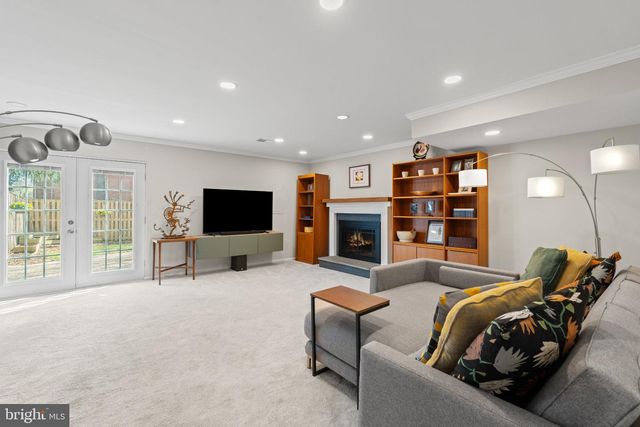 9864 HIGH WATER CT, Burke, VA 22015