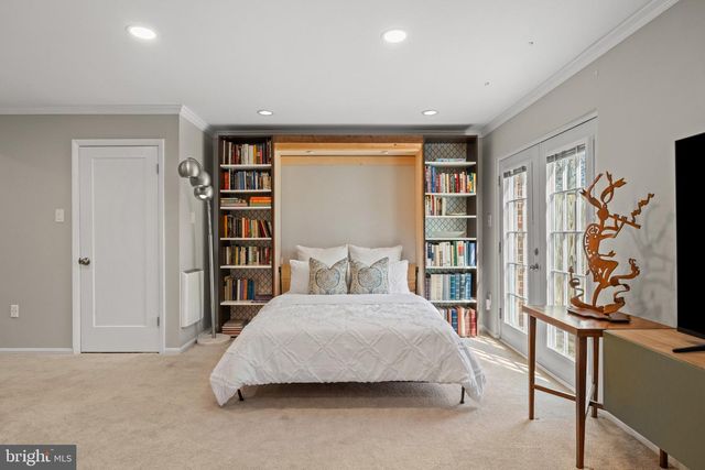 9864 HIGH WATER CT, Burke, VA 22015