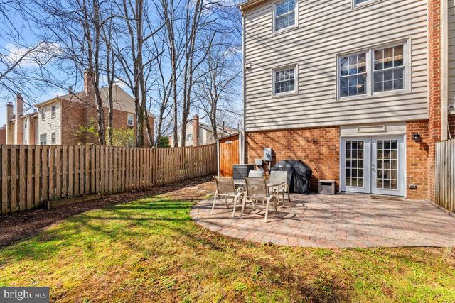 9864 HIGH WATER CT, Burke, VA 22015