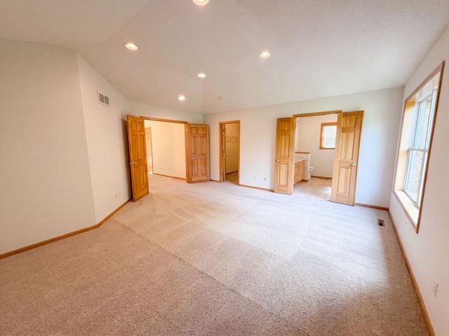 1012 Delano Court, Stillwater, MN 55082