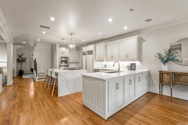 21 Somersett Drive, Roland, AR 72135