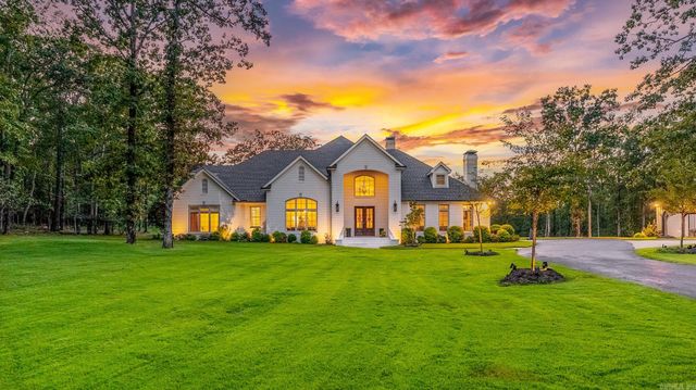 21 Somersett Drive, Roland, AR 72135