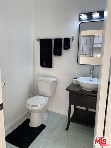 1628 N Formosa Avenue A, Los Angeles, CA 90046