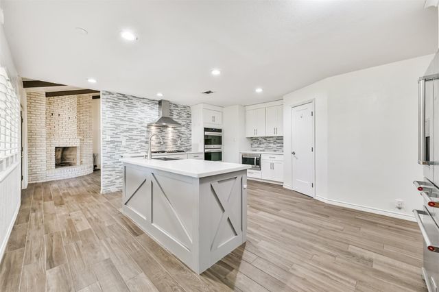 312 S 15th Street, La Porte, TX 77571