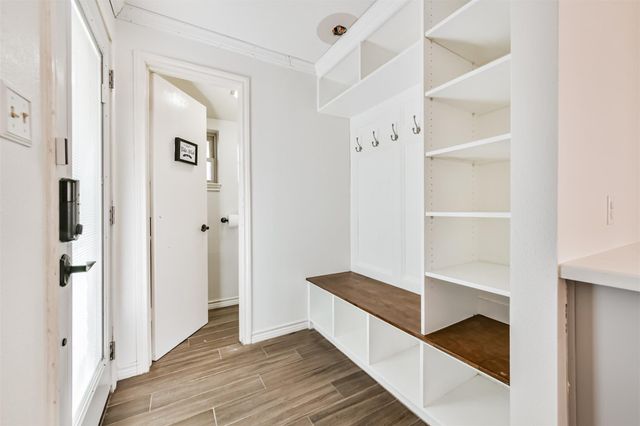 312 S 15th Street, La Porte, TX 77571