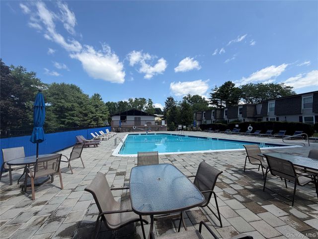 150 Rinaldi Boulevard 1c, Poughkeepsie, NY 12601