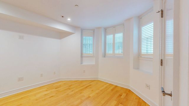 588 Tremont St 1, Boston, MA 02118