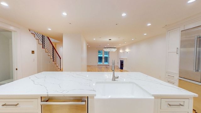 588 Tremont St 1, Boston, MA 02118