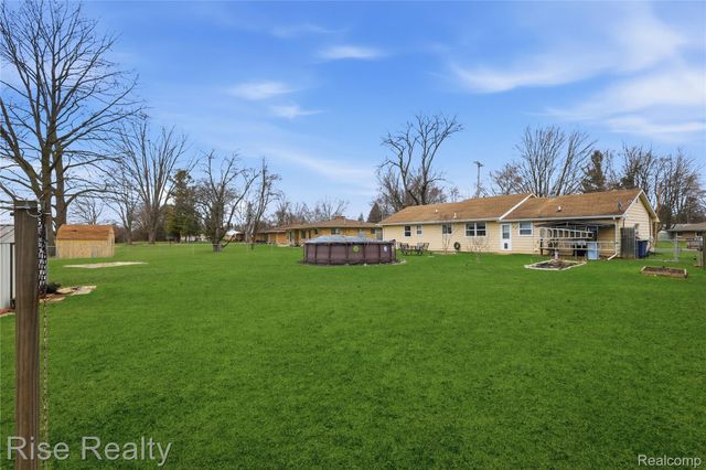 3436 Creekwood Drive, Bridgeport Charter Township, MI 48601