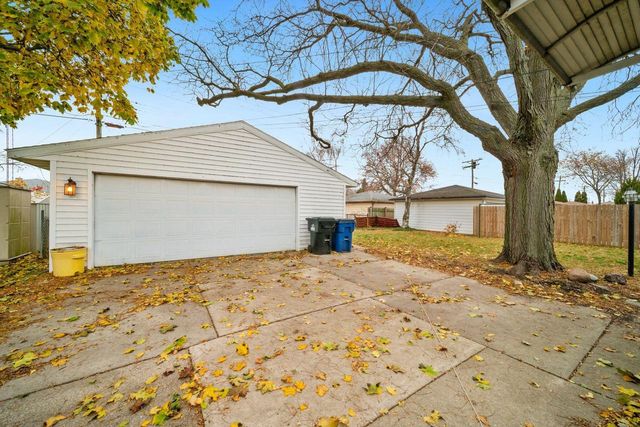 3722 Saint Clair STREET, Racine, WI 53402