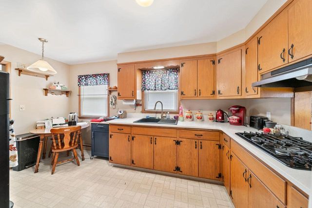 3722 Saint Clair STREET, Racine, WI 53402