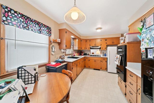 3722 Saint Clair STREET, Racine, WI 53402