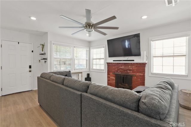 6154 Ibbetson Avenue, Lakewood, CA 90713