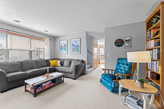 10431 64th Way NE, Albertville, MN 55301