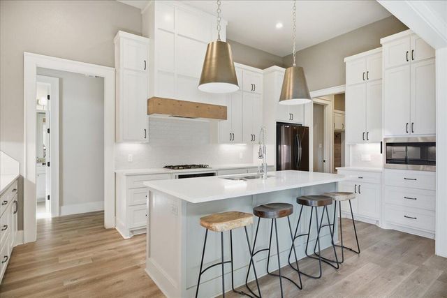 306 N 11th Street, Wolfforth, TX 79382