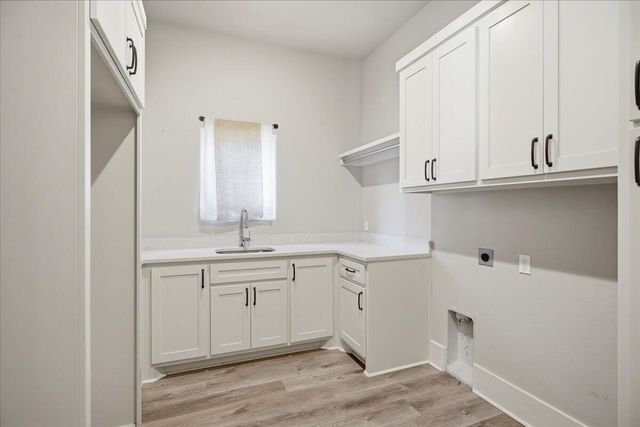 306 N 11th Street, Wolfforth, TX 79382