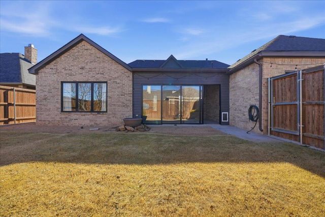 306 N 11th Street, Wolfforth, TX 79382