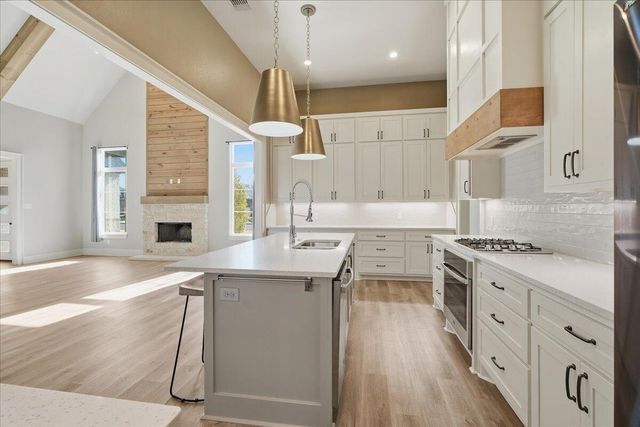 306 N 11th Street, Wolfforth, TX 79382