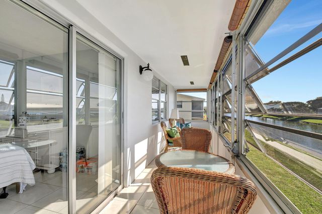 24 Chatham A, West Palm Beach, FL 33417