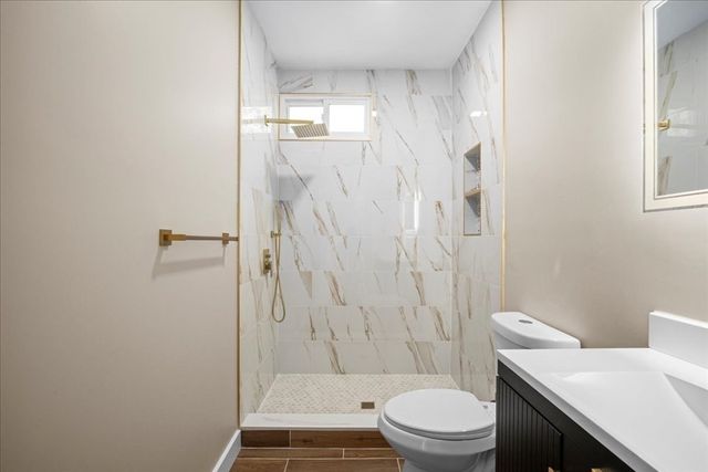 270 Brattle St, Holden, MA 01520