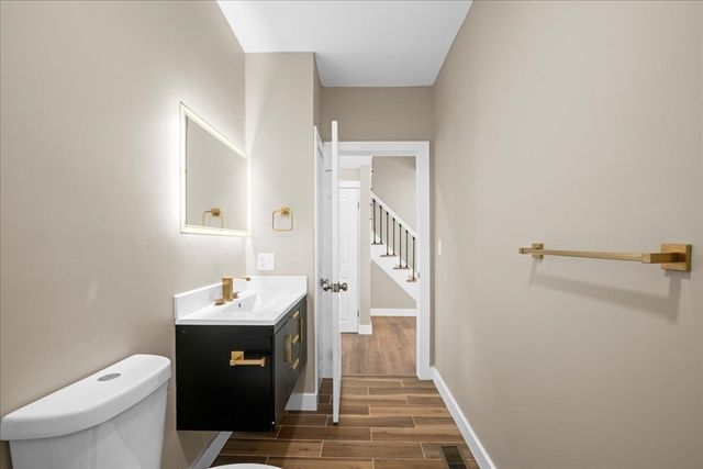 270 Brattle St, Holden, MA 01520