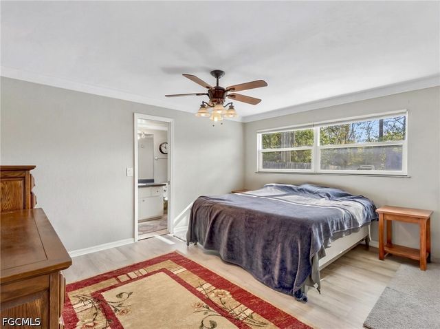 8848 Fordham ST, Fort Myers, FL 33907