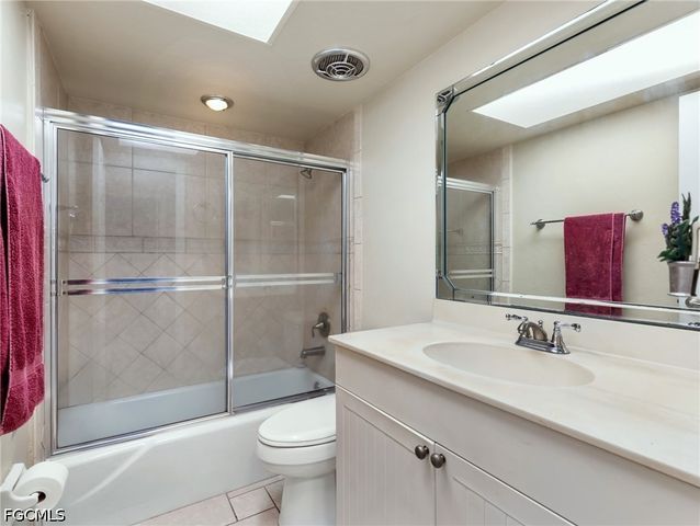 8848 Fordham ST, Fort Myers, FL 33907