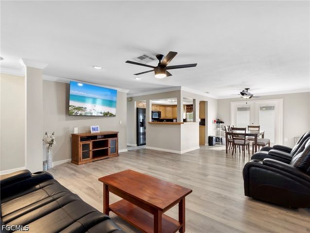 8848 Fordham ST, Fort Myers, FL 33907