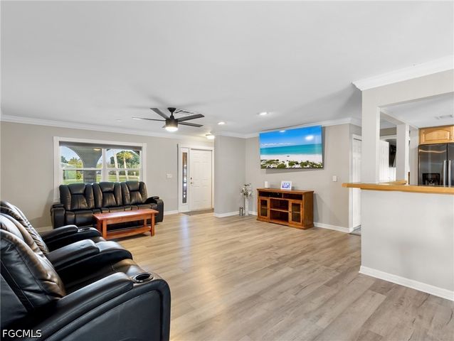 8848 Fordham ST, Fort Myers, FL 33907