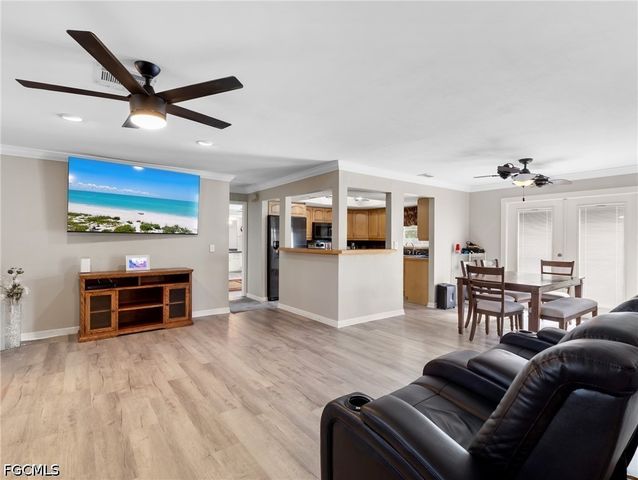 8848 Fordham ST, Fort Myers, FL 33907