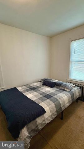 438 W 3RD ST, Florence, NJ 08518