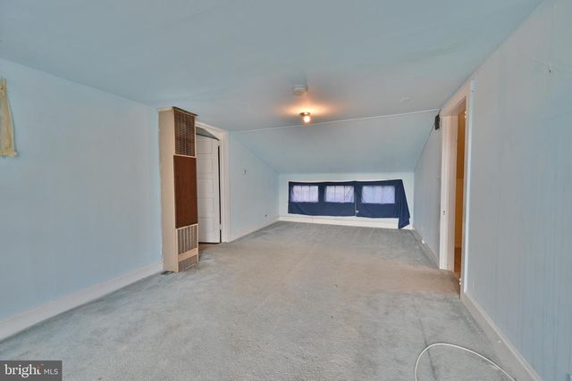 438 W 3RD ST, Florence, NJ 08518