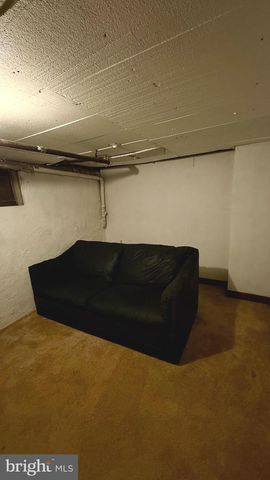 438 W 3RD ST, Florence, NJ 08518