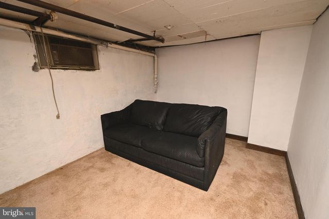 438 W 3RD ST, Florence, NJ 08518