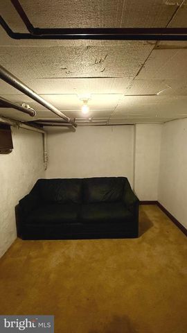 438 W 3RD ST, Florence, NJ 08518