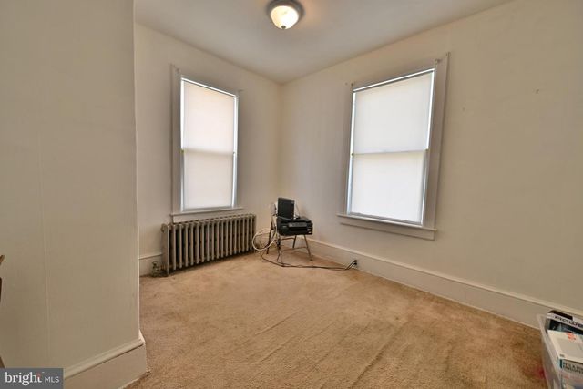 438 W 3RD ST, Florence, NJ 08518