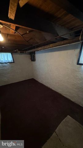 438 W 3RD ST, Florence, NJ 08518