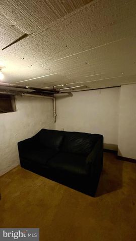 438 W 3RD ST, Florence, NJ 08518